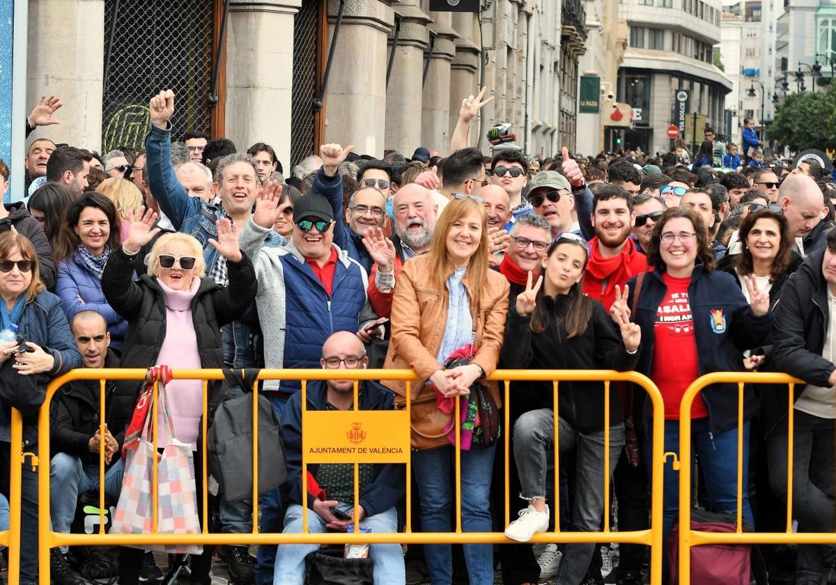 FOTOS | Búscate en la mascletà del domingo 23 de febrero de 2025