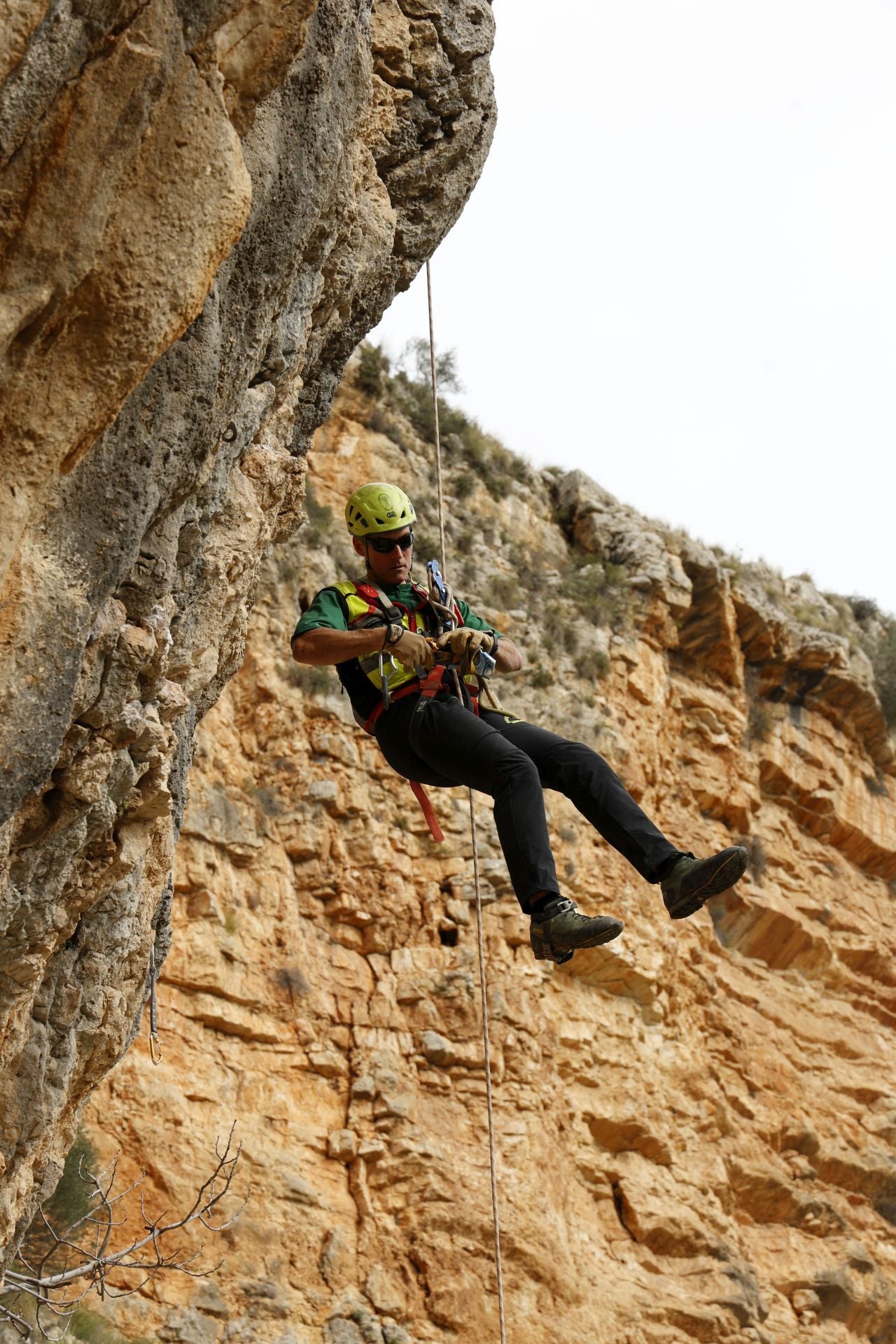 FOTOS | El Grupo de Rescate de la Guardia Civil sigue en su búsqueda de los desaparecidos por la dana