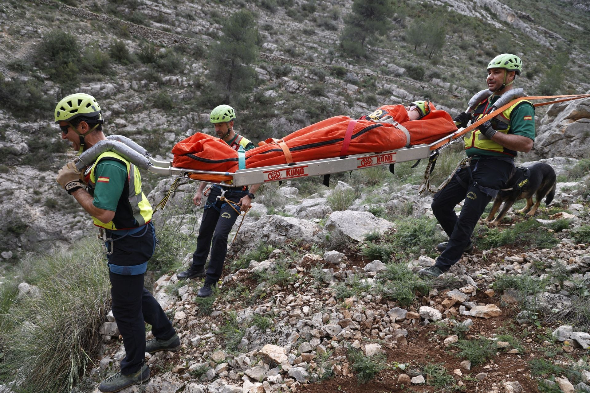 FOTOS | El Grupo de Rescate de la Guardia Civil sigue en su búsqueda de los desaparecidos por la dana