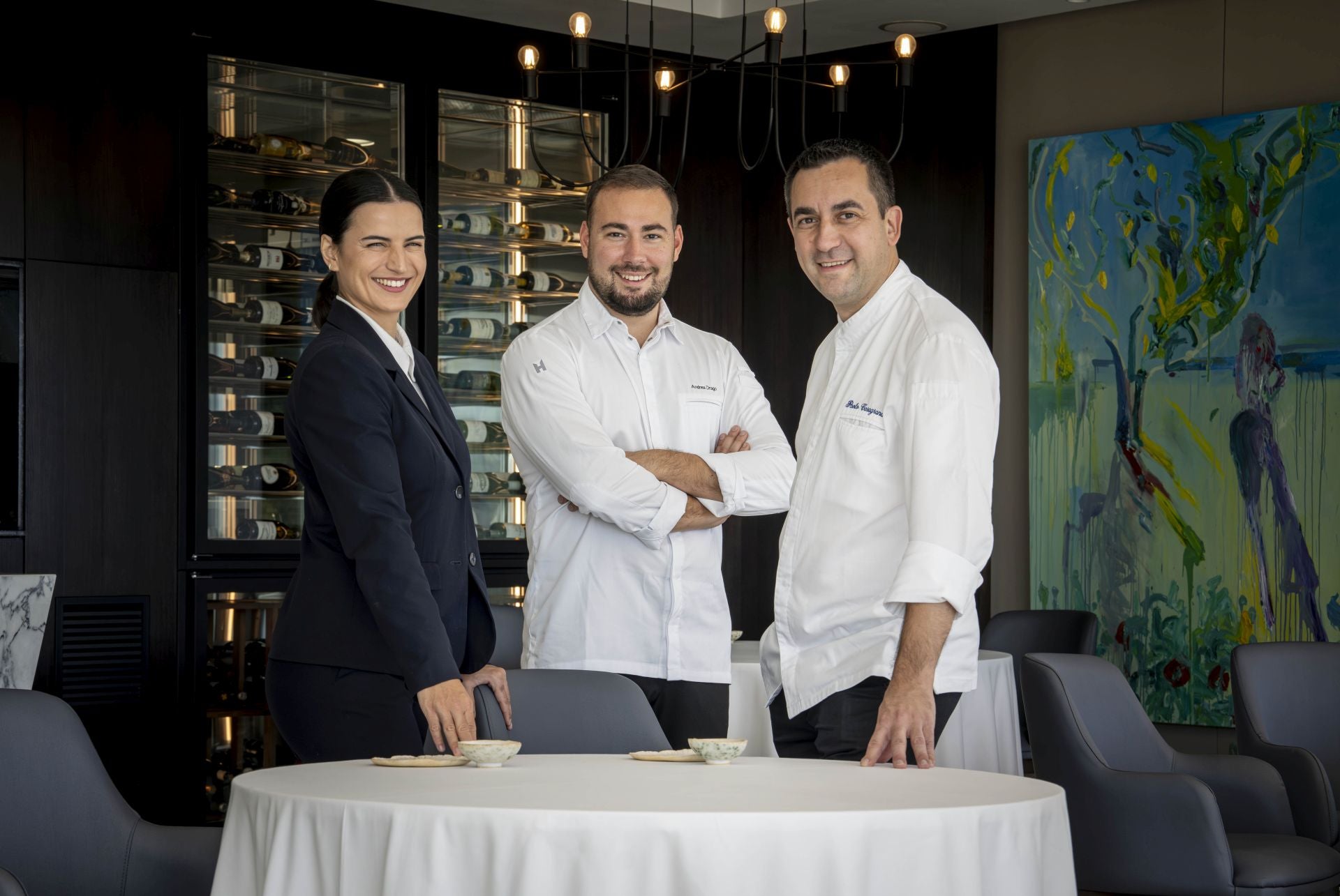 Inês Correira, Andrea Drago y Paolo Casagrande, en el restaurante Orobianco de Calp.