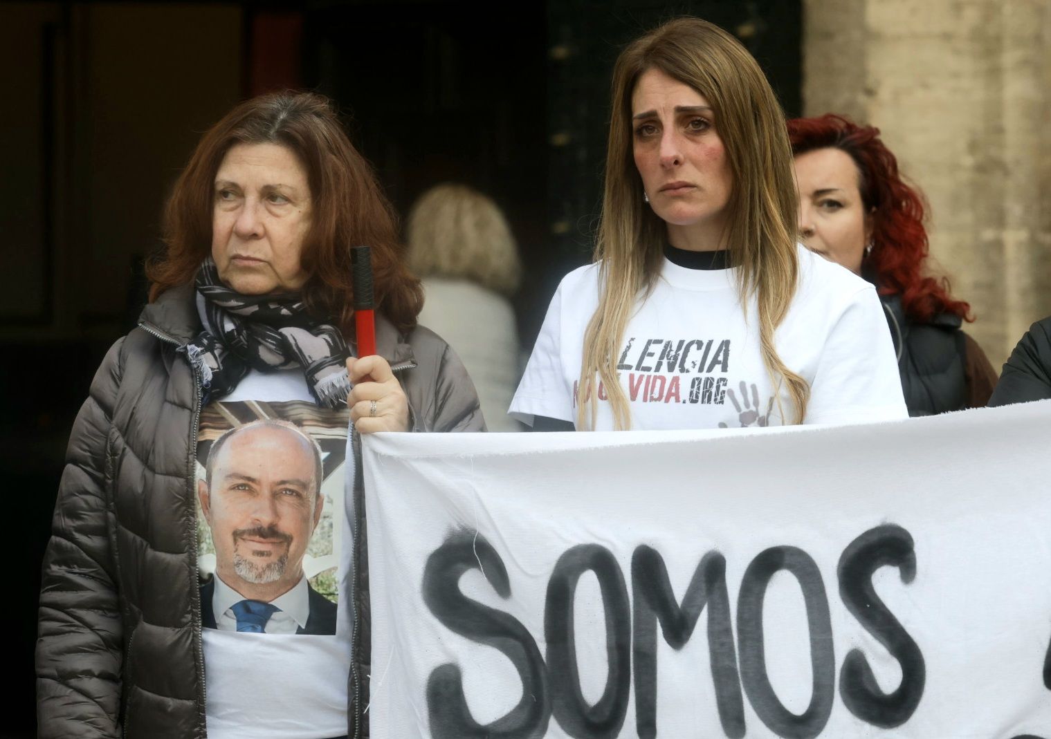 FOTOS | Concentración en Valencia contra la gestión de la dana y en recuerdo de las víctimas