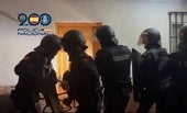 Momento de uno de los registros de la Policía Nacional.