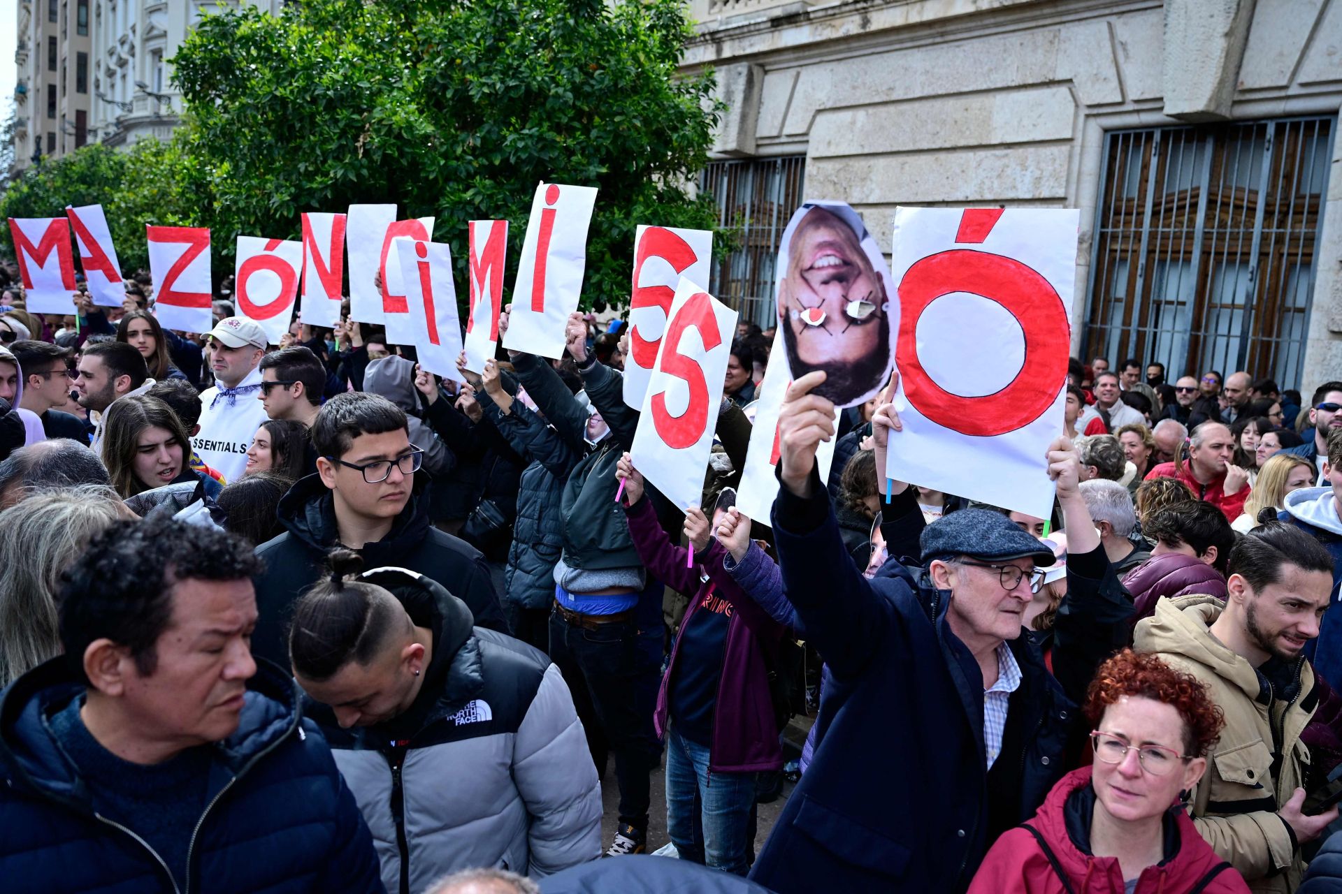 La manifestación en Valencia contra la gestión política de la dana, en imágenes