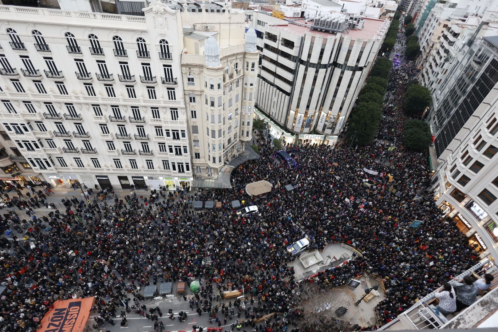 La manifestación en Valencia contra la gestión política de la dana, en imágenes