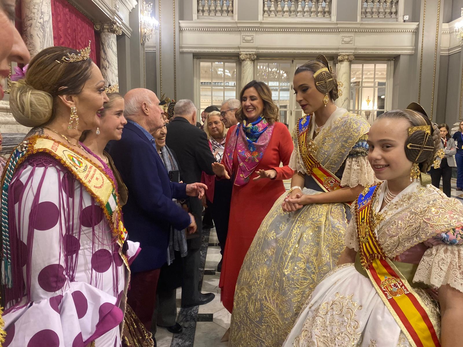 FOTOS | Mascletà del 1 de marzo de las Fallas de Valencia 2025