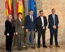 Participantes en el acto celebrado en el Palau de la Generalita.