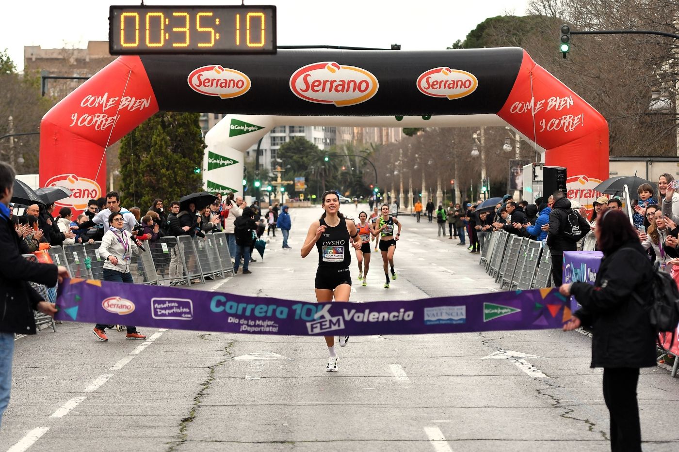 FOTOS | Búscate en la 10K FEM de Valencia