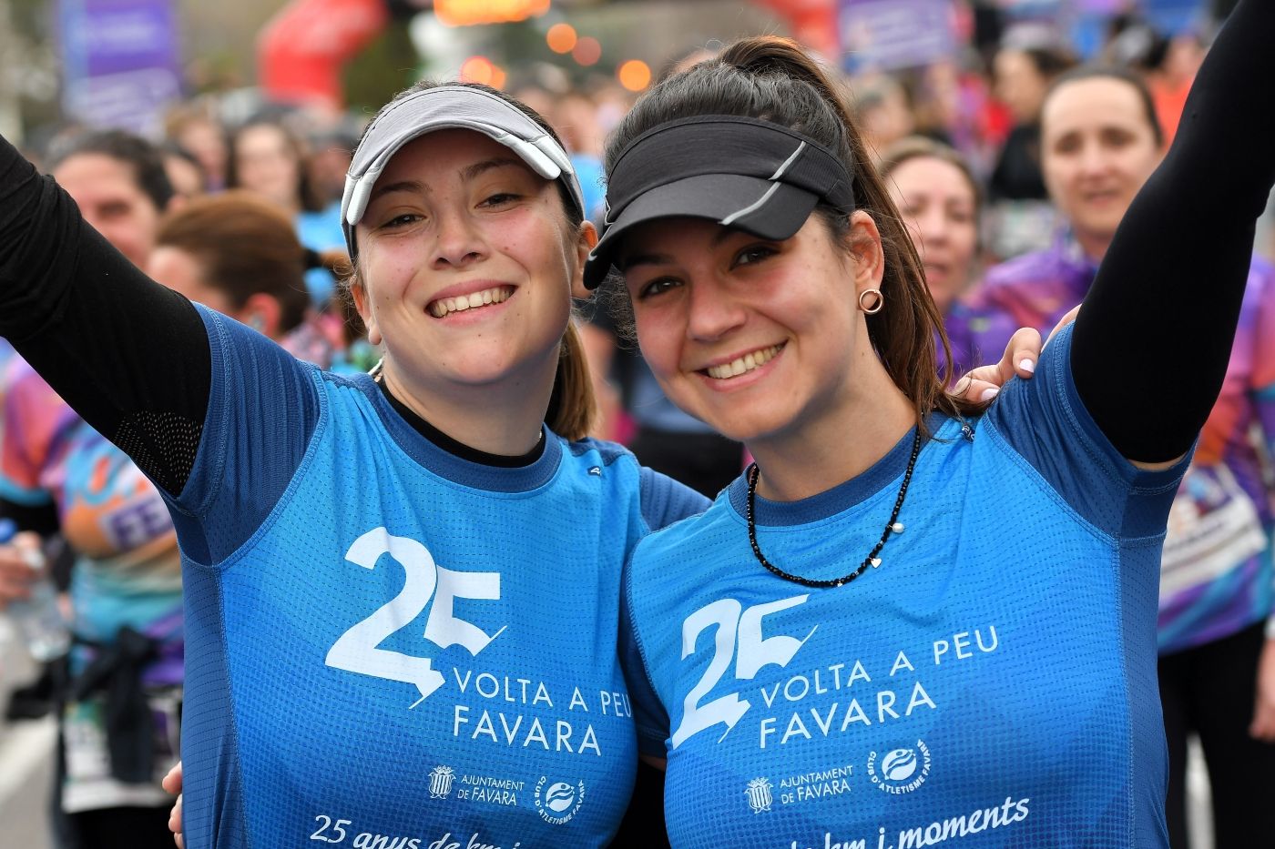 FOTOS | Búscate en la 10K FEM de Valencia