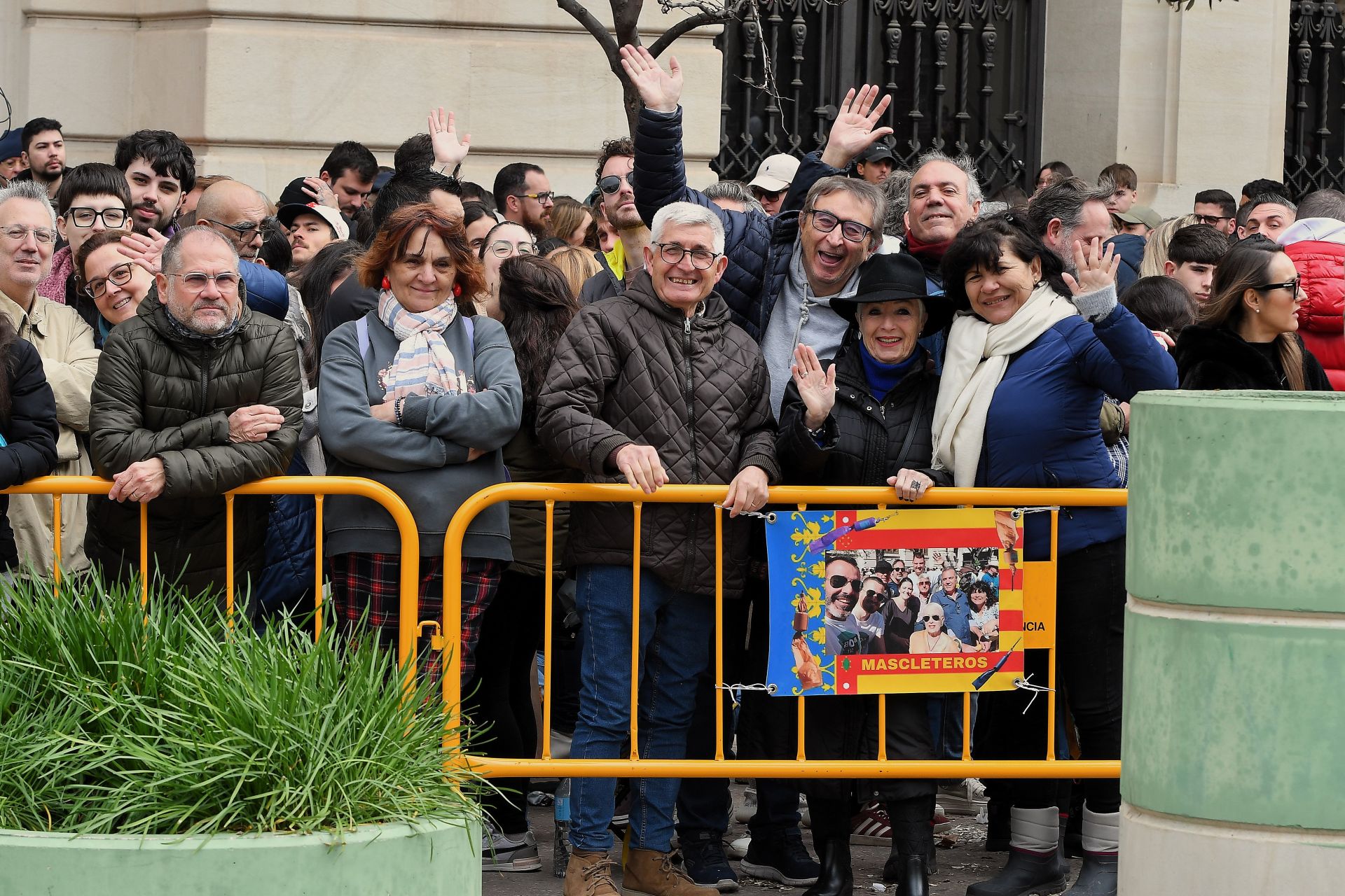 FOTOS | Búscate en la mascletà del domingo 2 de marzo