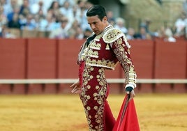 Manzanares, el maestro alicantino que representa el empaque.