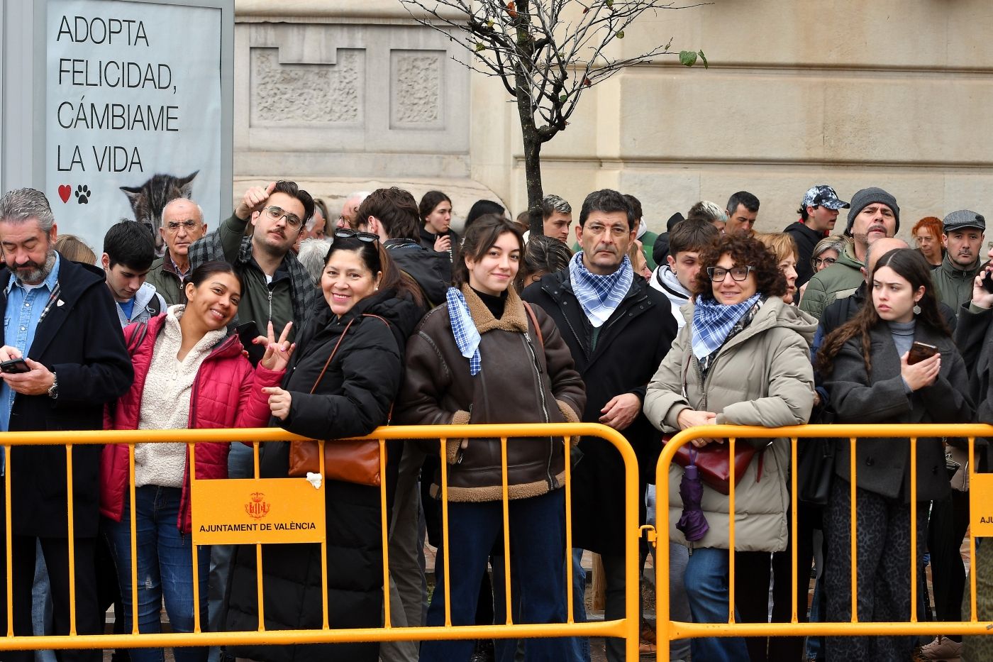 FOTOS | Búscate en la mascletà del lunes 3 de marzo