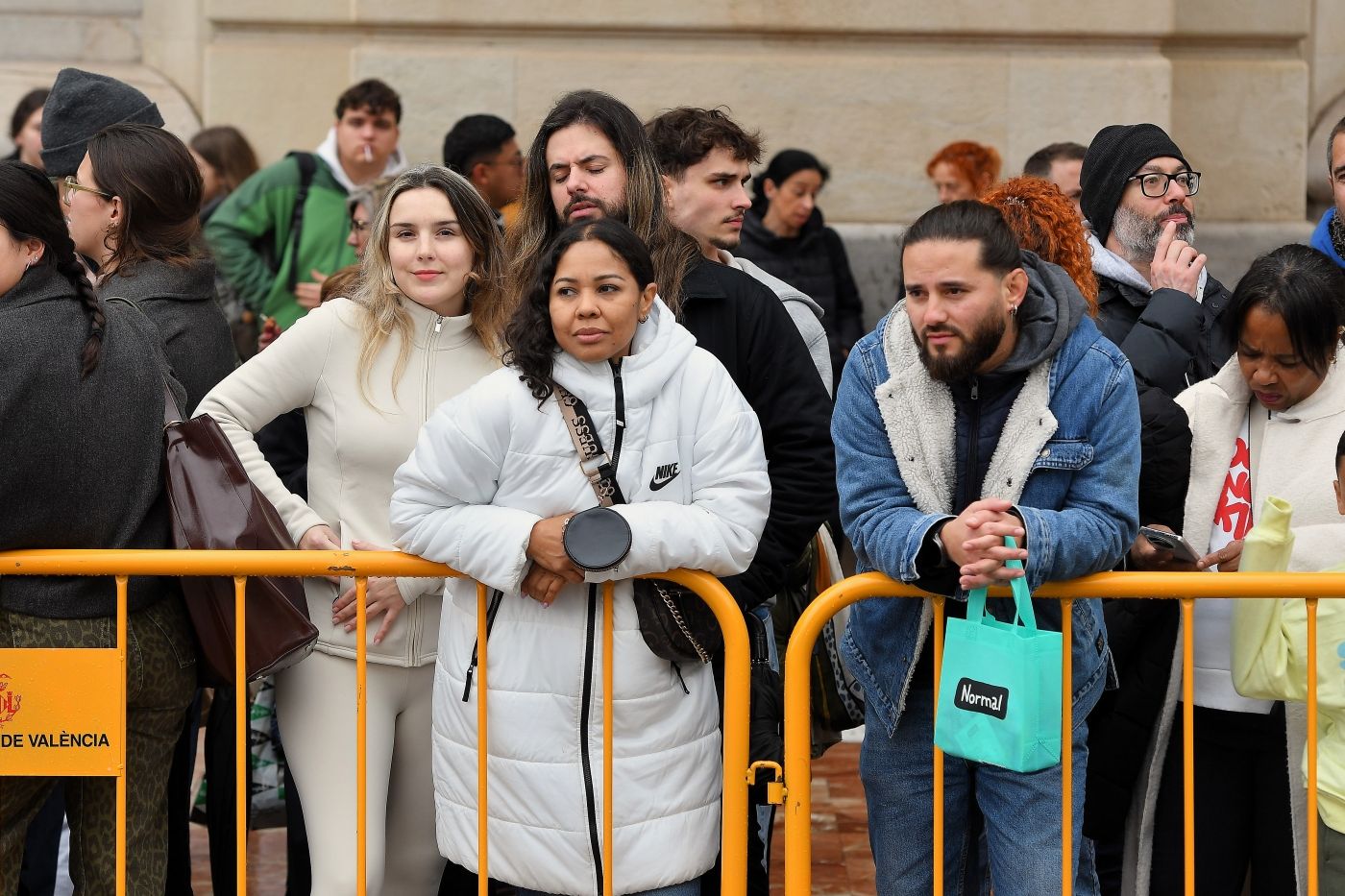 FOTOS | Búscate en la mascletà del lunes 3 de marzo