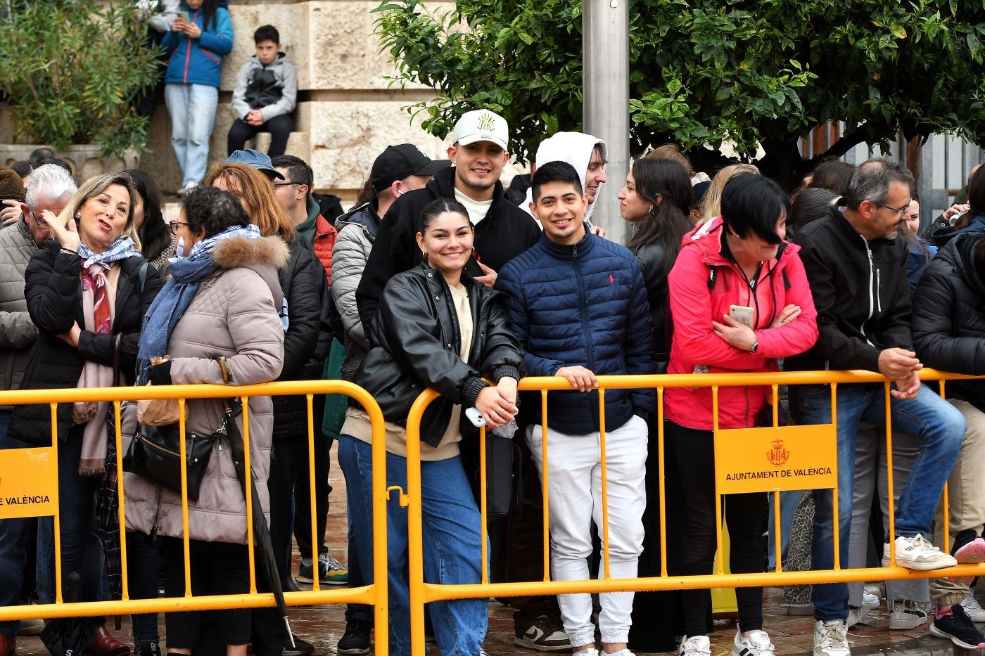 FOTOS | Búscate en la mascletà del lunes 3 de marzo