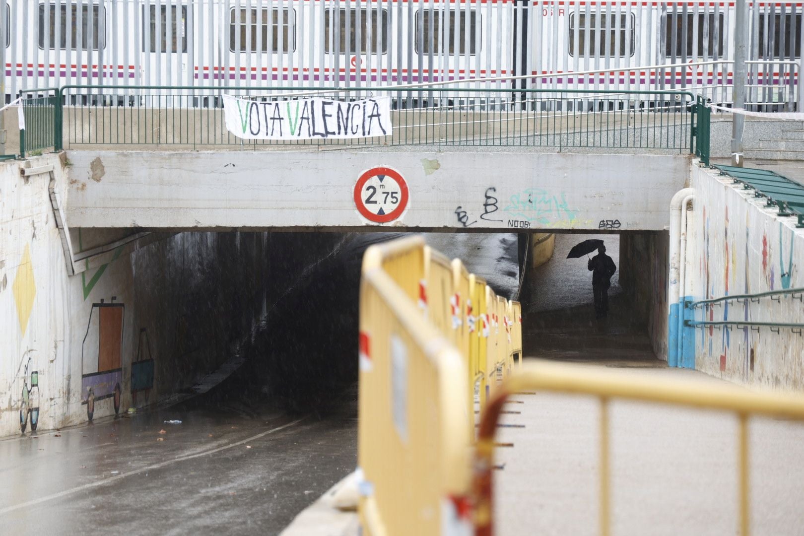 FOTOS | Las fuertes lluvias golpean la Comunitat Valenciana este lunes