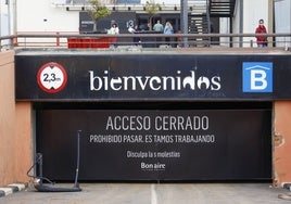 Uno de los accesos al parking de Bonaire.