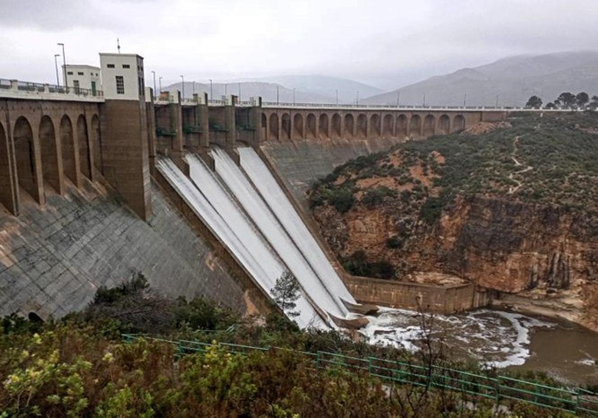 La CHJ actualiza el estado de las presas de la Comunitat este miércoles ante la alerta por lluvias