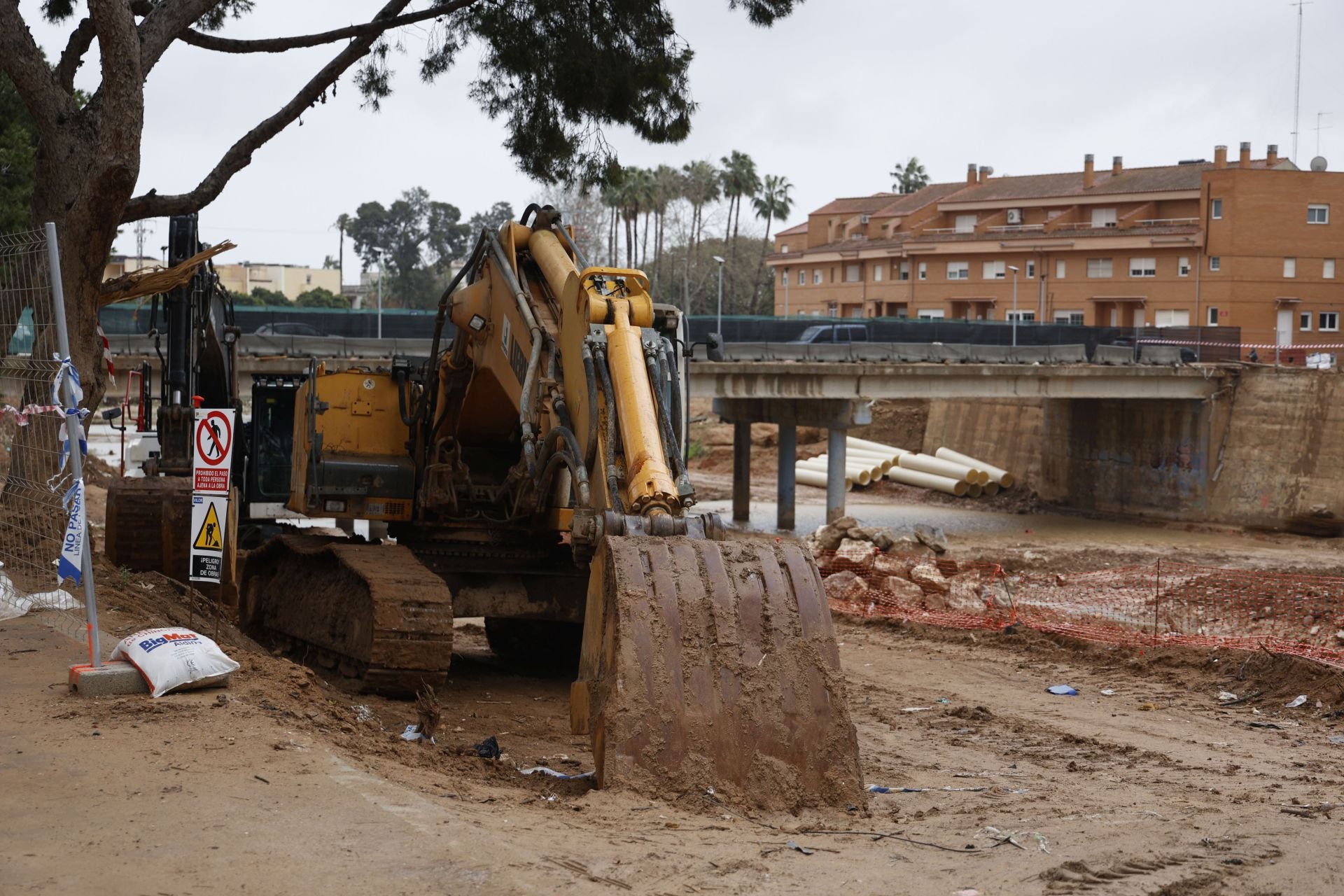 La alerta por el temporal paraliza las obras de reconstrucción en Paiporta