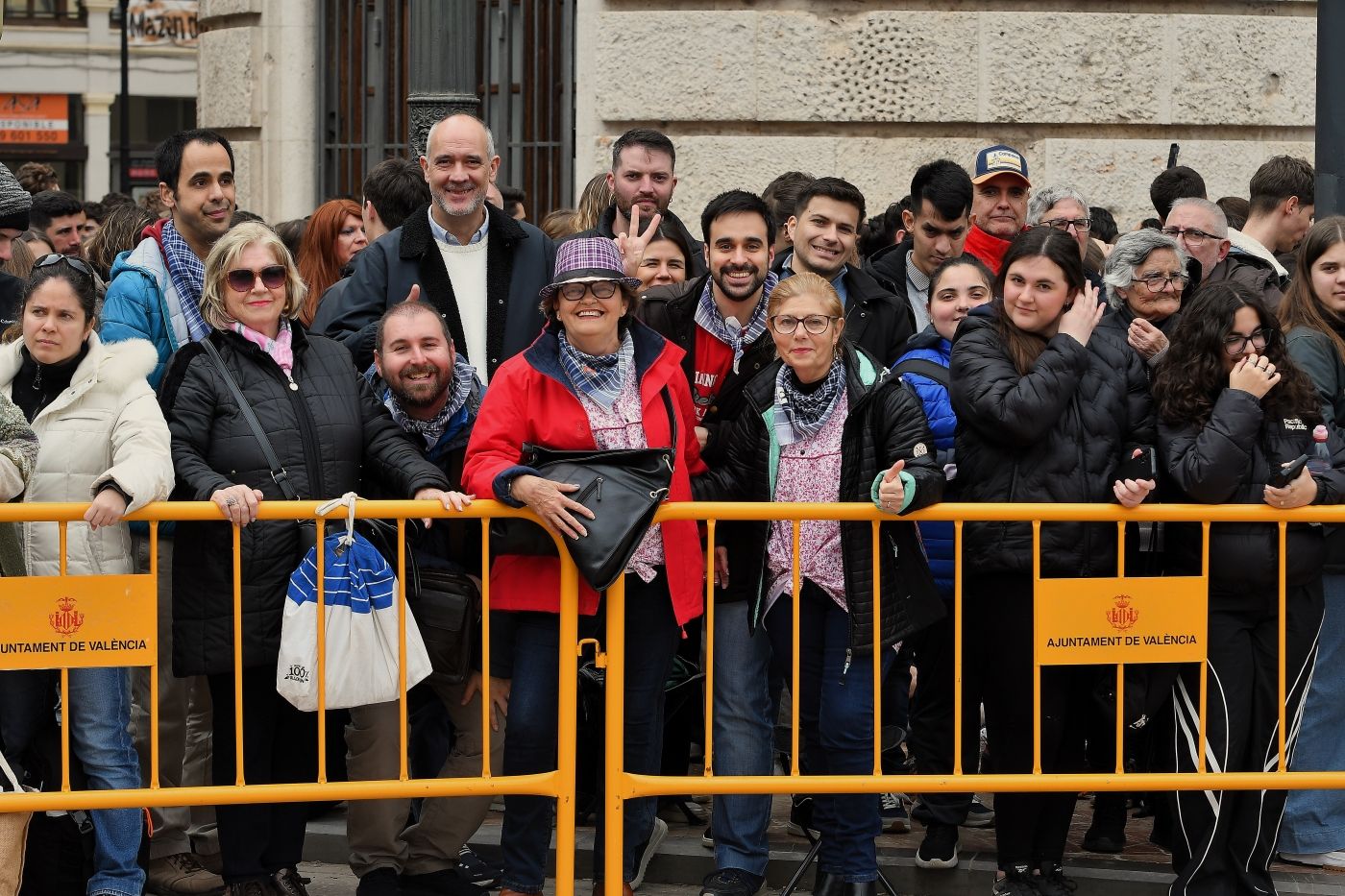 Búscate en la mascletà del viernes 7 de marzo de 2025 en Valencia