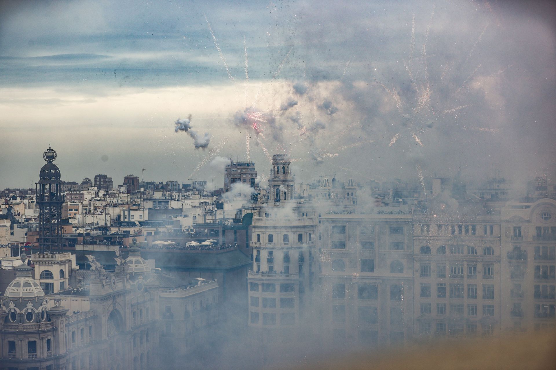 La mascletà de Nuria Martí de las Fallas 2025, en imágenes