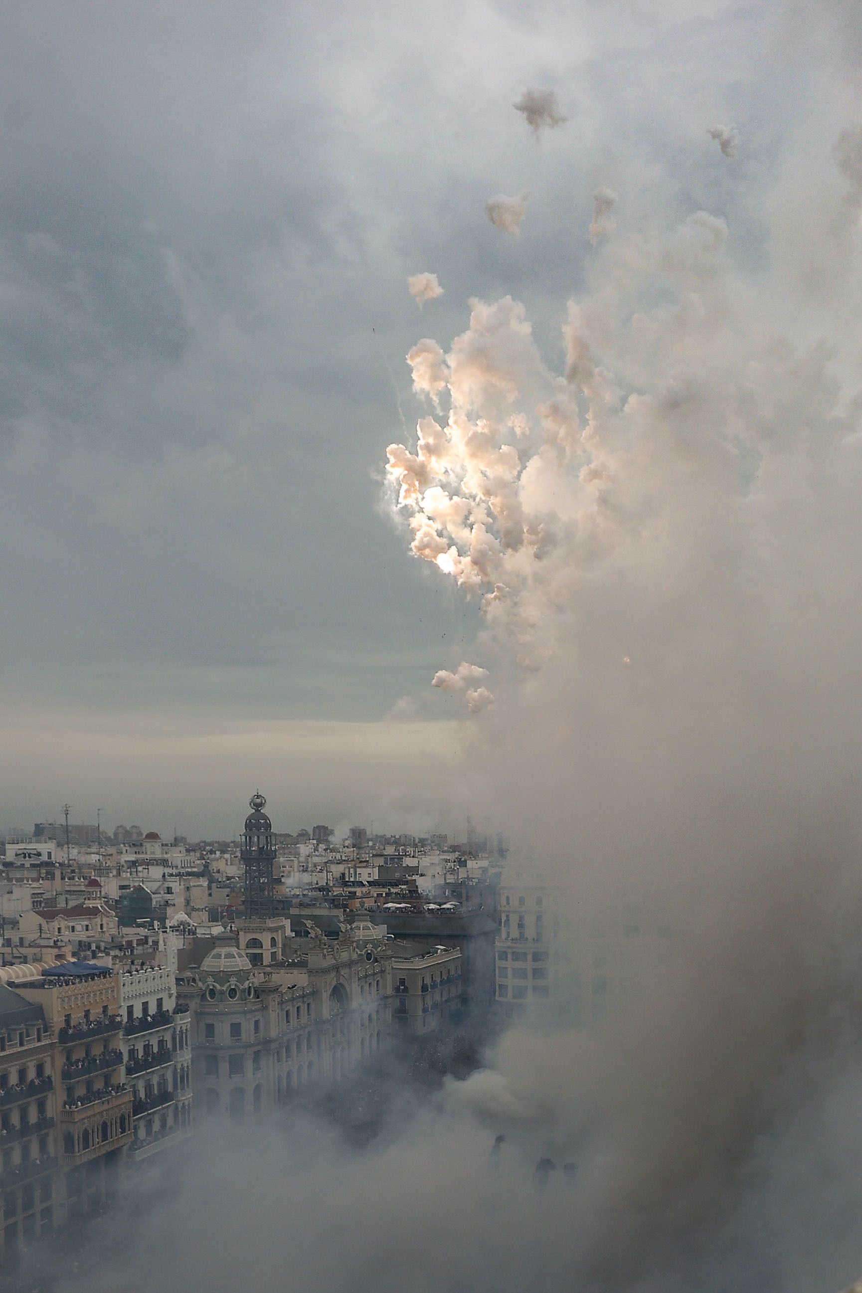 La mascletà de Nuria Martí de las Fallas 2025, en imágenes