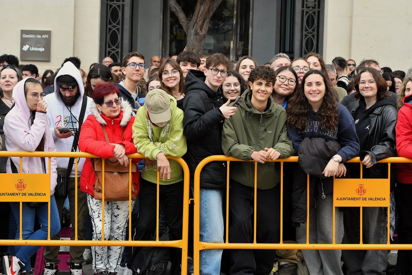 Búscate en la mascletà del sábado 8M