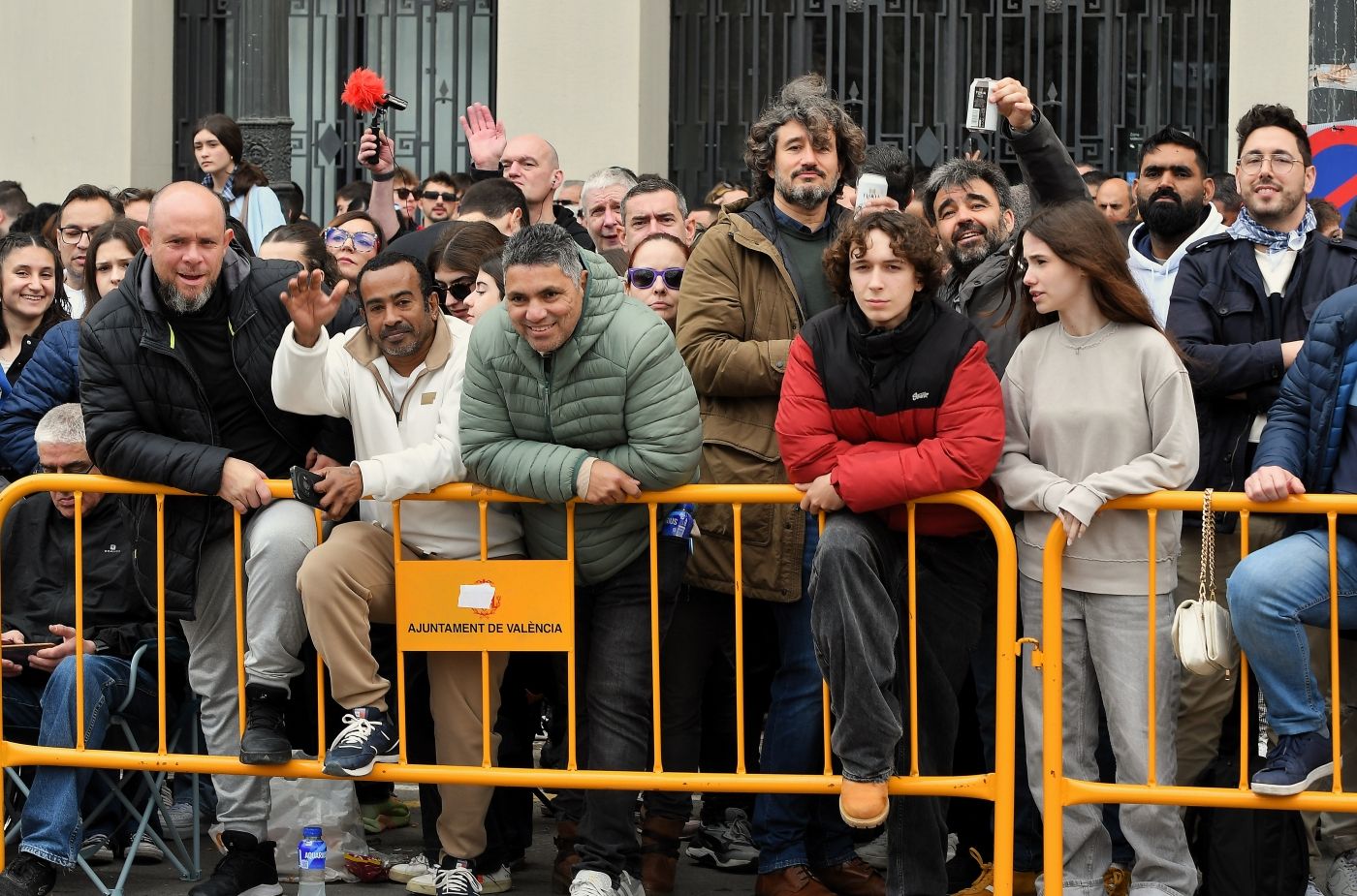 Búscate en la mascletà del sábado 8M