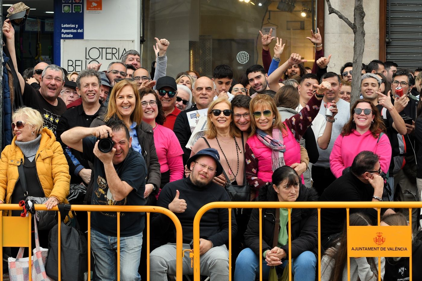 Búscate en la mascletà del sábado 8M