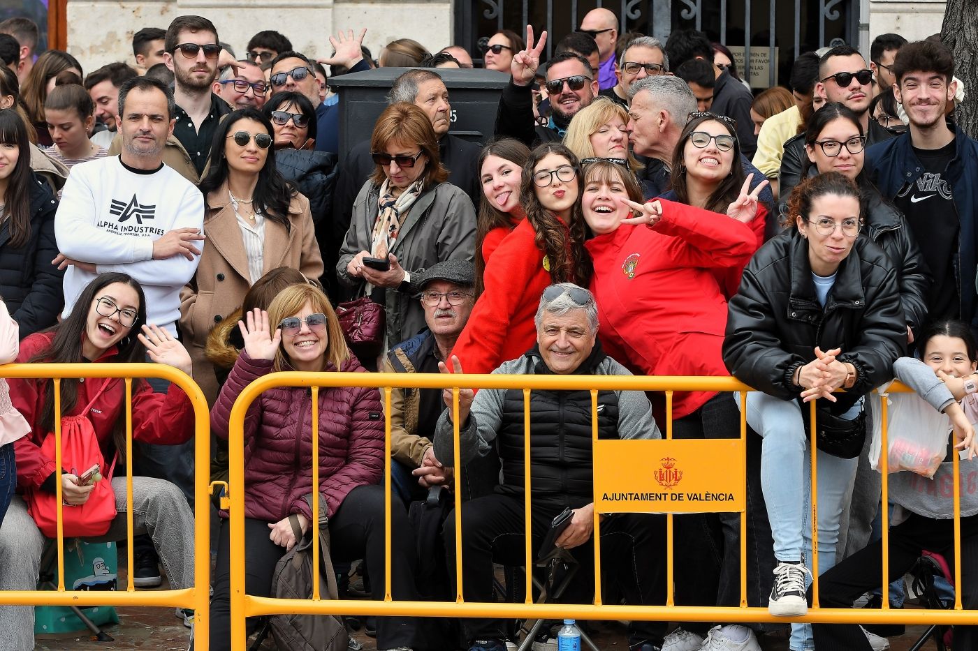 Búscate en la mascletà del sábado 8M