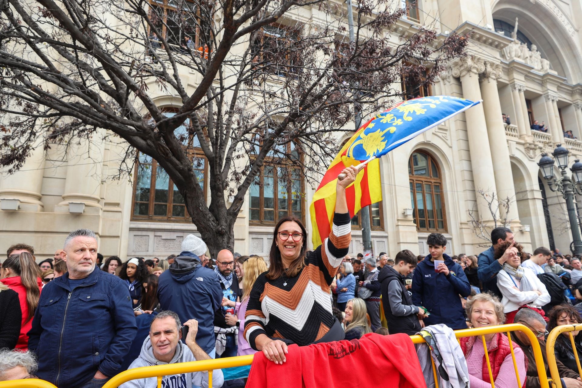 Búscate en la mascletà del sábado 8M