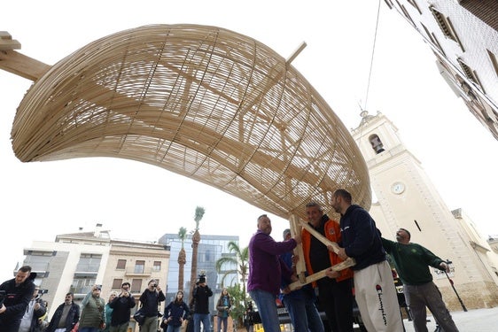 Fotos de la falla solidaria de Paiporta