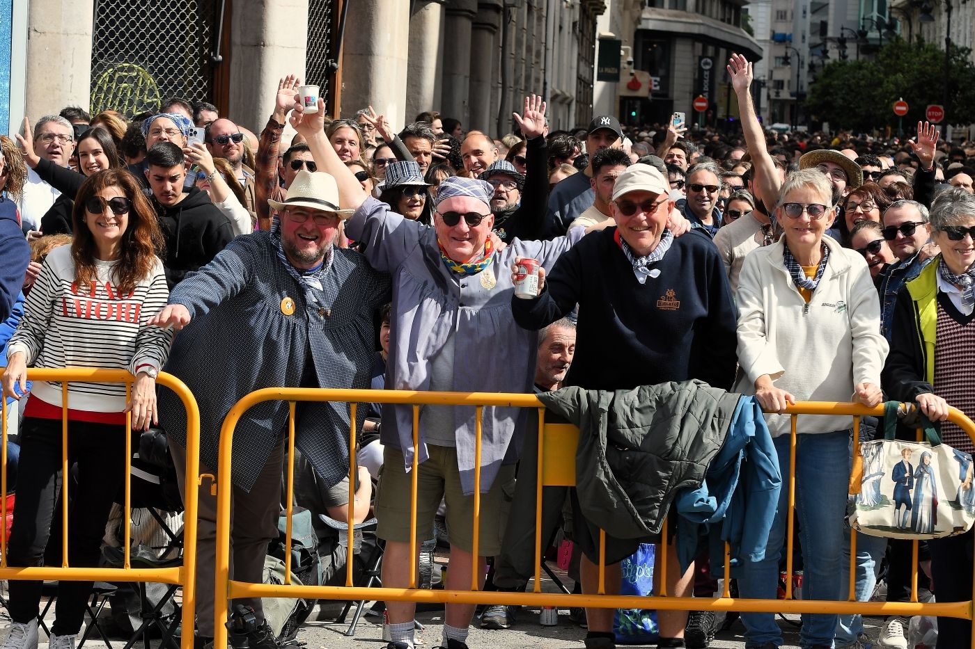 Búscate en la mascletà de este domingo 9 de marzo