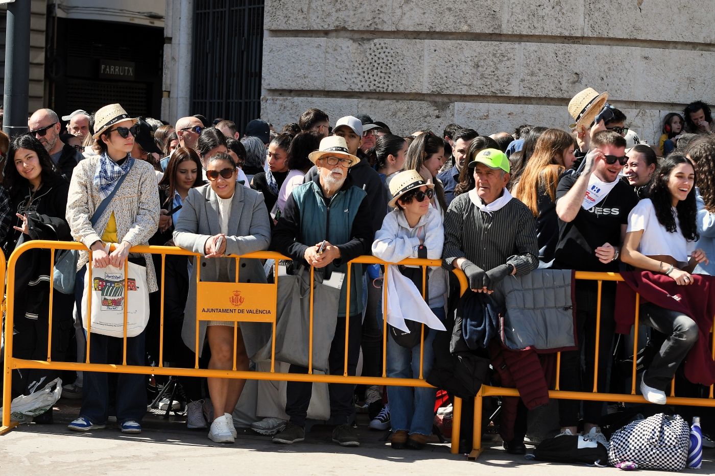 Búscate en la mascletà de este domingo 9 de marzo
