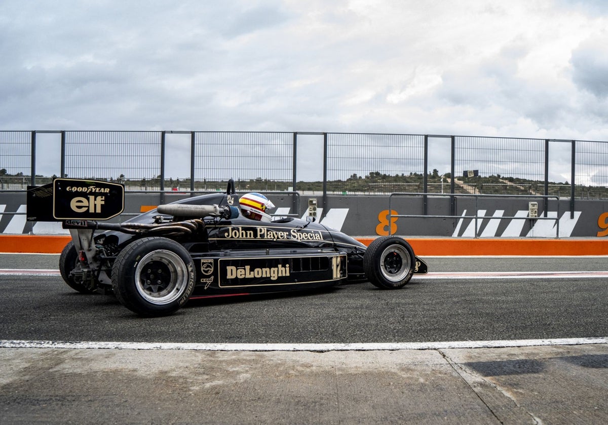 Los fórmulas históricos, los vehículos más espectaculares en pista.