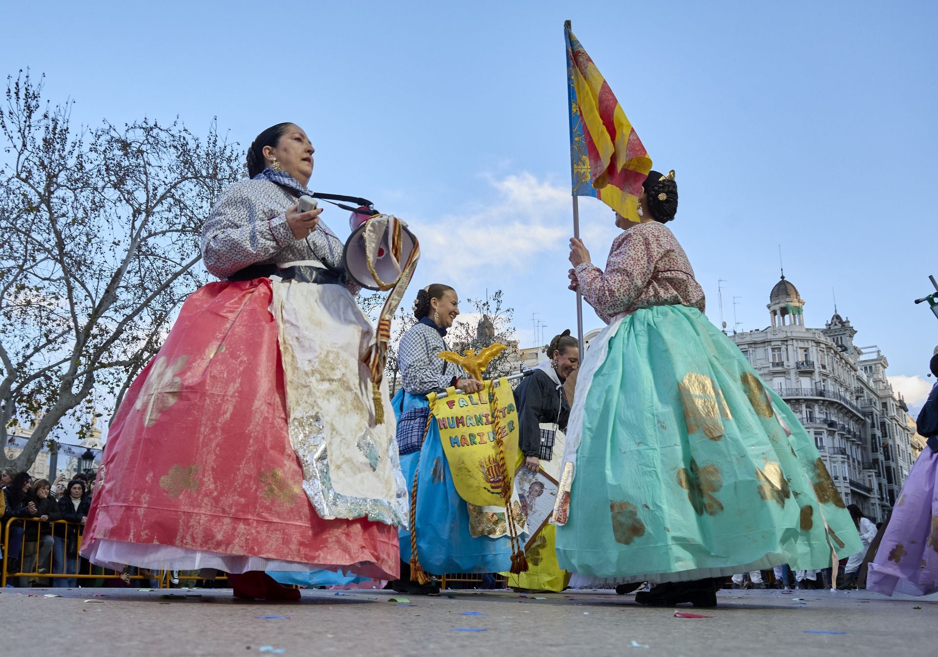 La Cabalgata del Ninot 2025, en imágenes