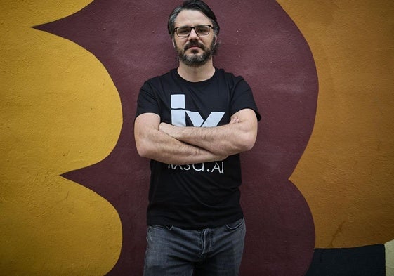 Martín Díaz, creador de Lixsa, una IA muy humana.