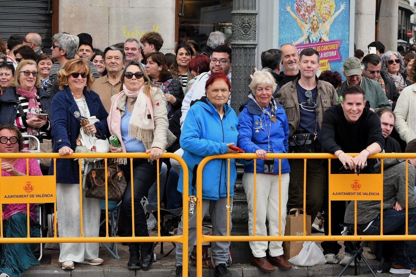 Búscate en la mascletà del lunes 10 de marzo