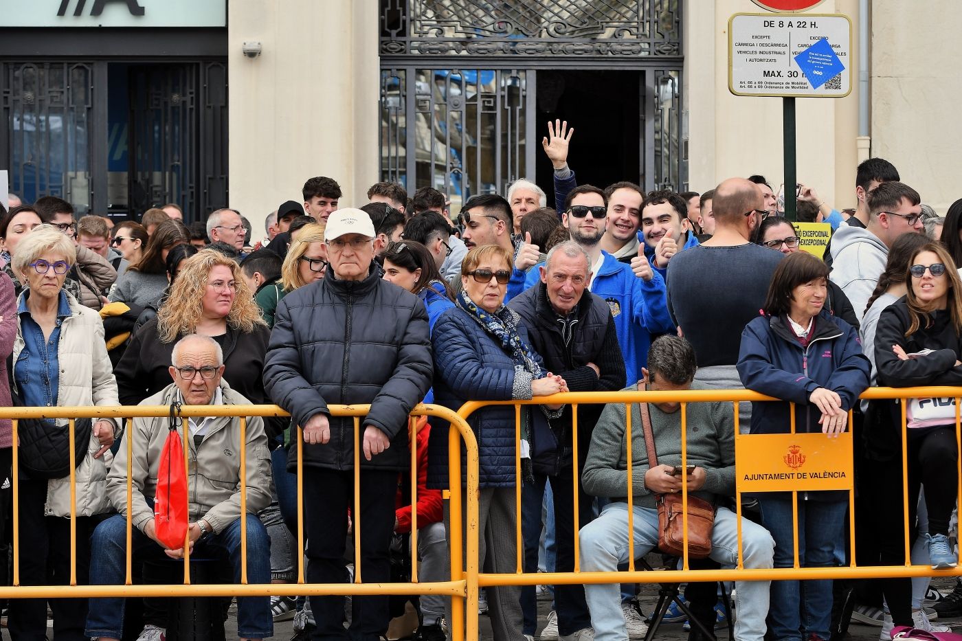 Búscate en la mascletà del lunes 10 de marzo