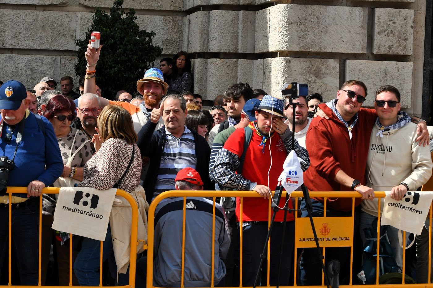 Búscate en la mascletà del lunes 10 de marzo