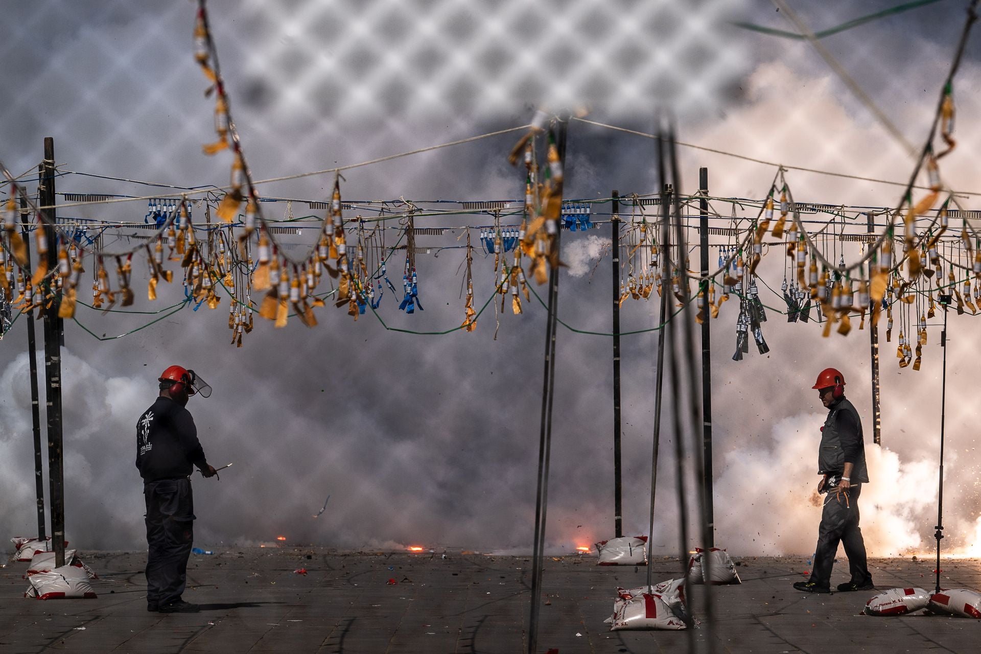 FOTOS | Así ha sido la mascletà del martes 11 de marzo