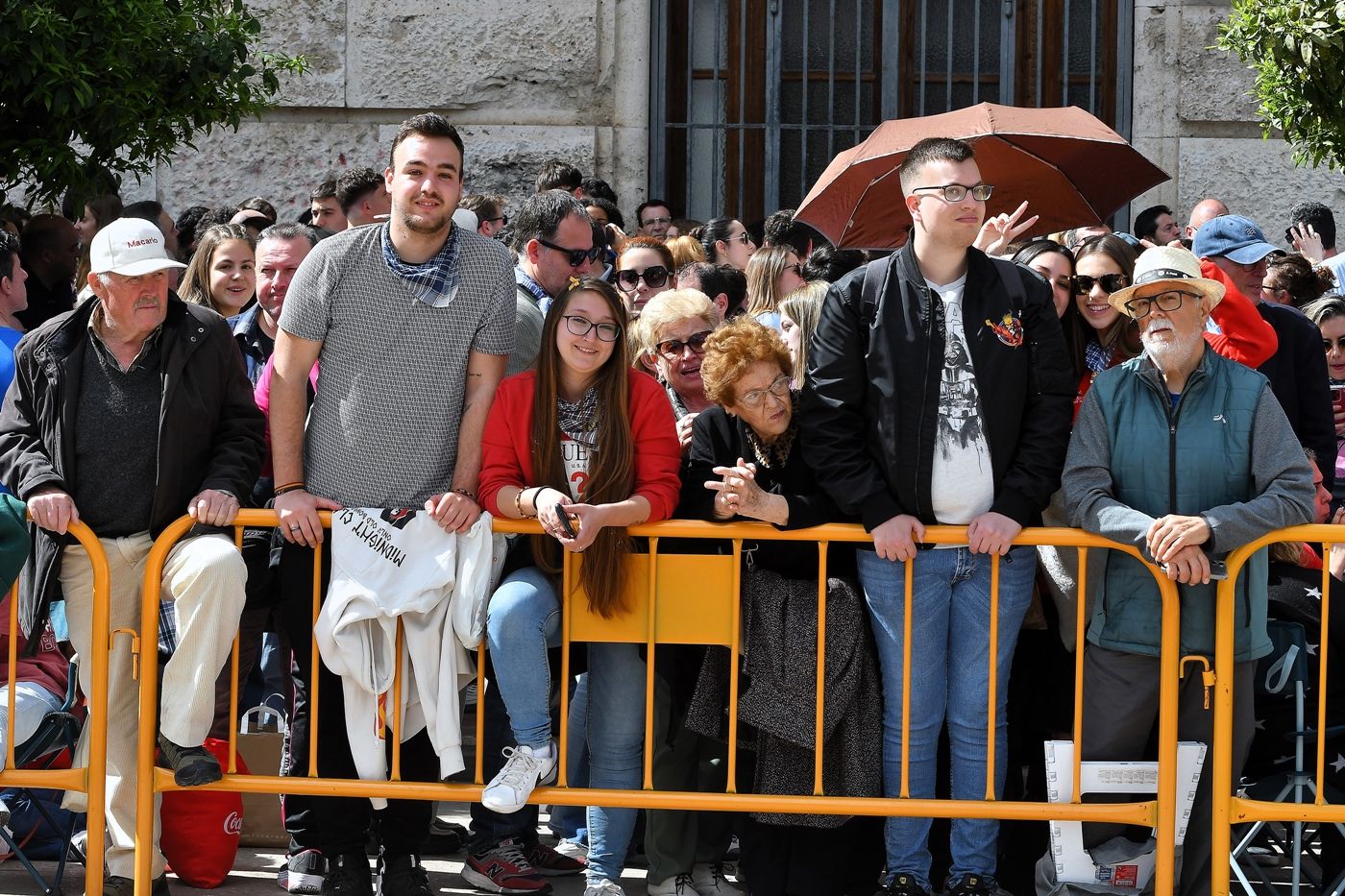 FOTOS | Búscate en la mascletà del martes 11 de marzo