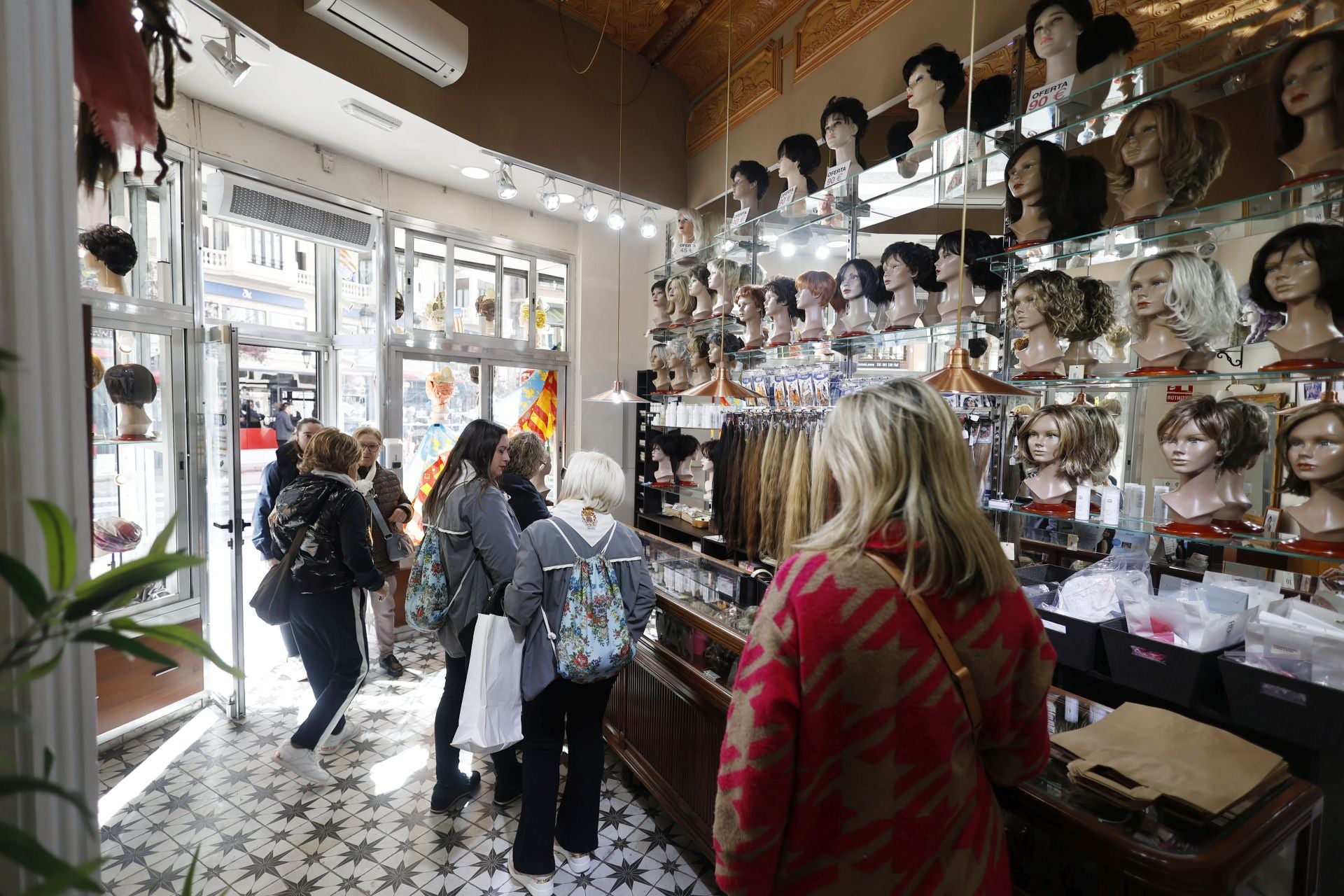 Hair Up, la tradicional tienda de pelucas de Valencia