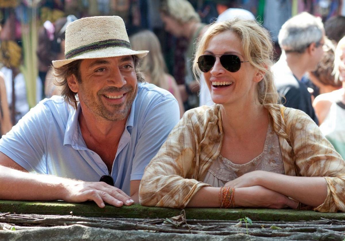 Javier Bardem y Julia Roberts en 'Come, reza, ama'