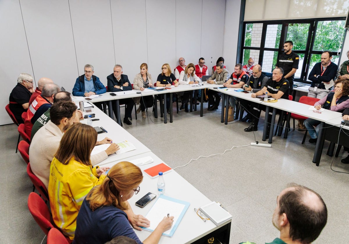 Una reunión del Cecopi días después de la tragedia.