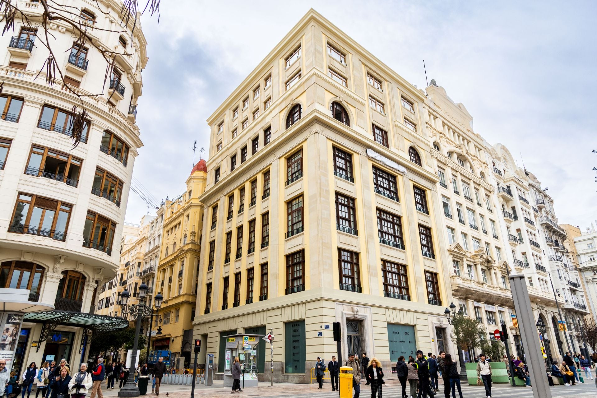 FOTOS | Así es el nuevo hotel de la plaza del Ayuntamiento de Valencia