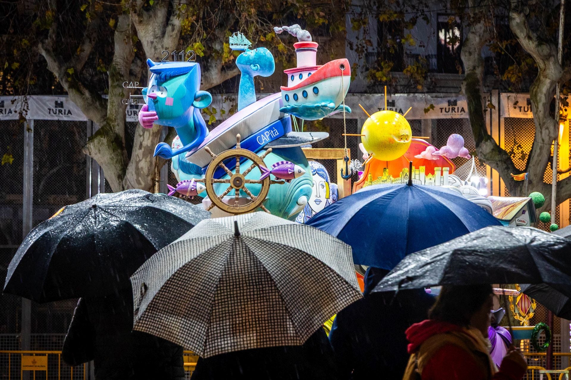 FOTOS | Plantà de la falla infantil municipal 2025