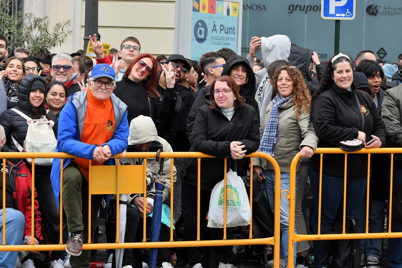 Búscate en la mascletà de este viernes 14 de marzo