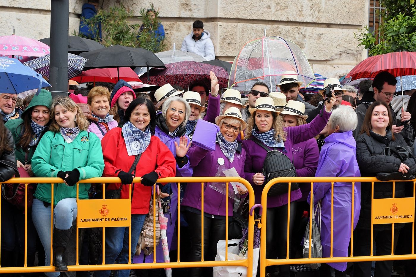 Búscate en la mascletà de este viernes 14 de marzo