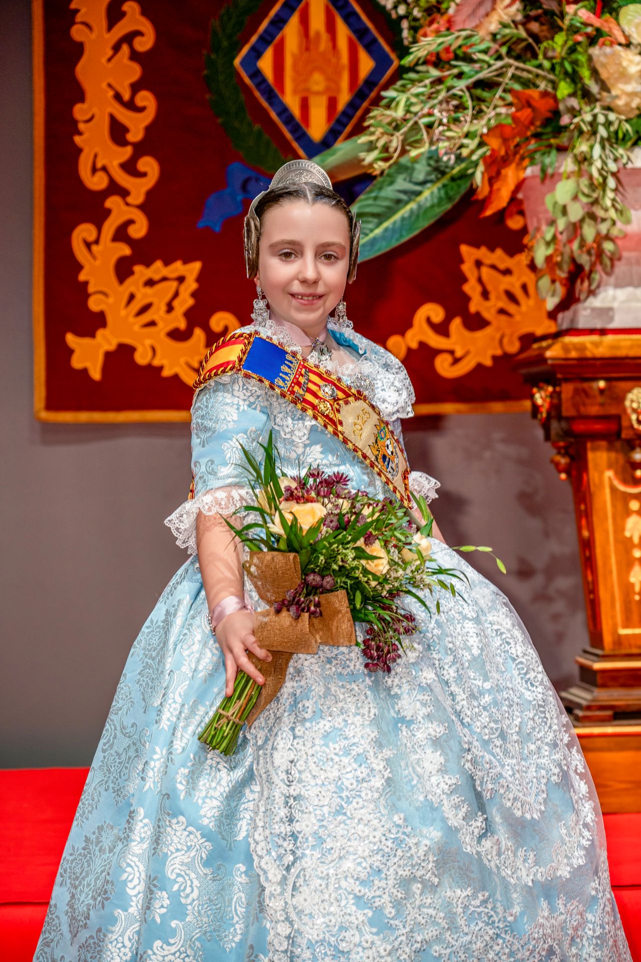 Imagen secundaria 2 - La Falla Futbol de Carlet garantiza su futuro con 72 falleros infantiles