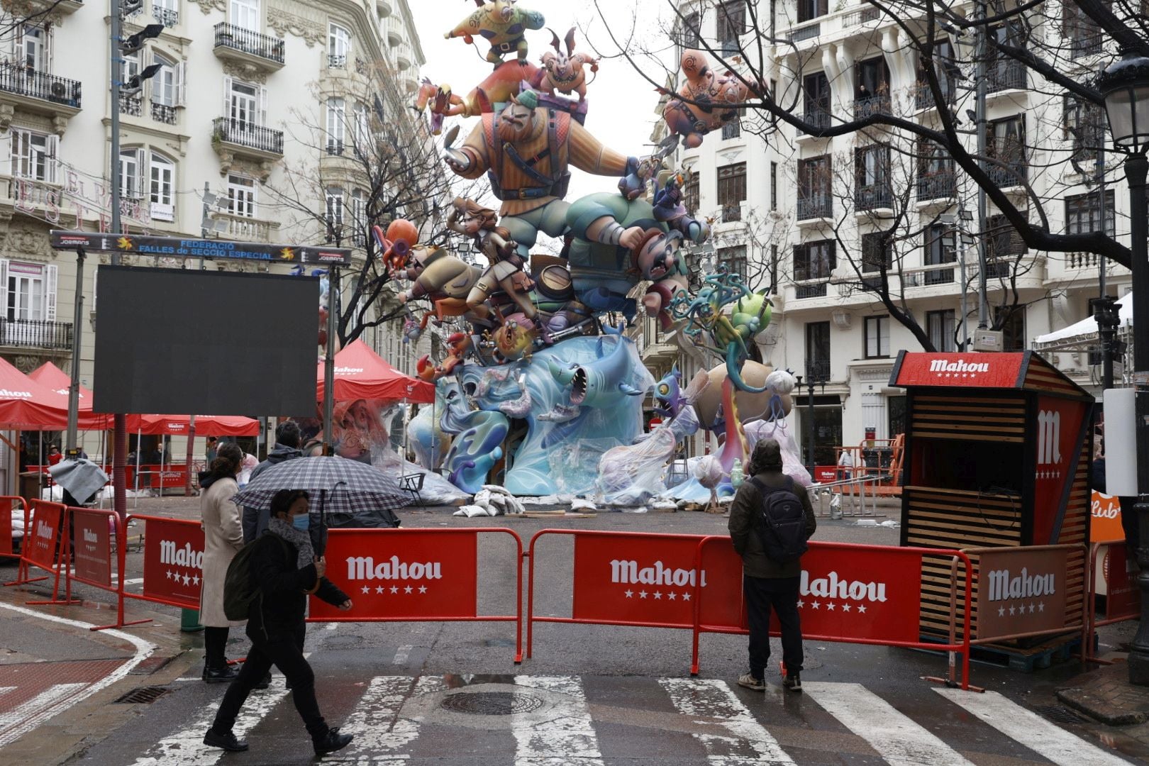 FOTOS | La lluvia amenaza la Plantà