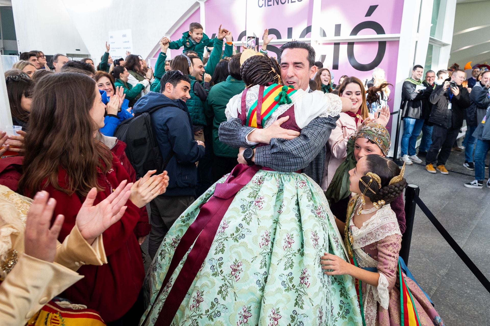 FOTOS | Convento Jerusalén gana el Ninot Indultat de las Fallas de Valencia 2025